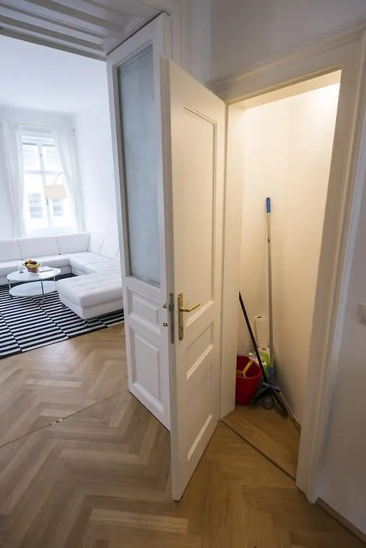 Executive Suites Margareten By Welcome2Vienna Apartment