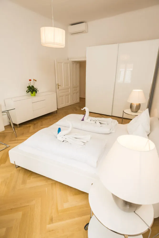 شقة Executive Suites Margareten By Welcome2فيينا